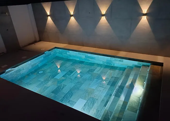 וילה In Center New Salt Water Pool פואנגירולה